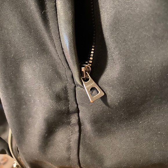 Sold! ✨AUTHENTIC✨ Rudsak Down Parka (style: Toronto) - Picture 4 of 7